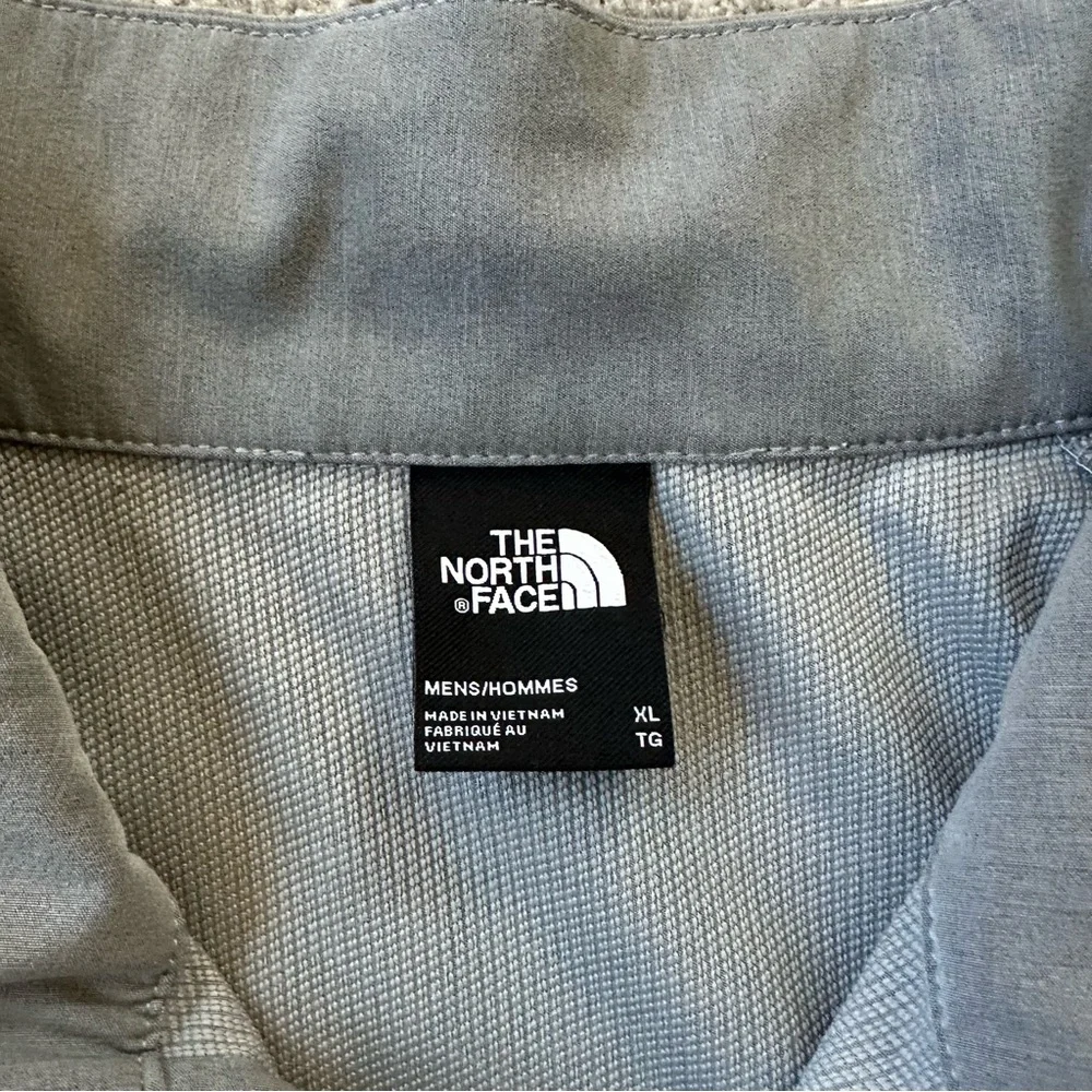 North Face Gray Lightweight Windebreaker